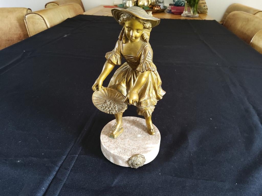 Mooi antiek beeldje., Ophalen of Verzenden