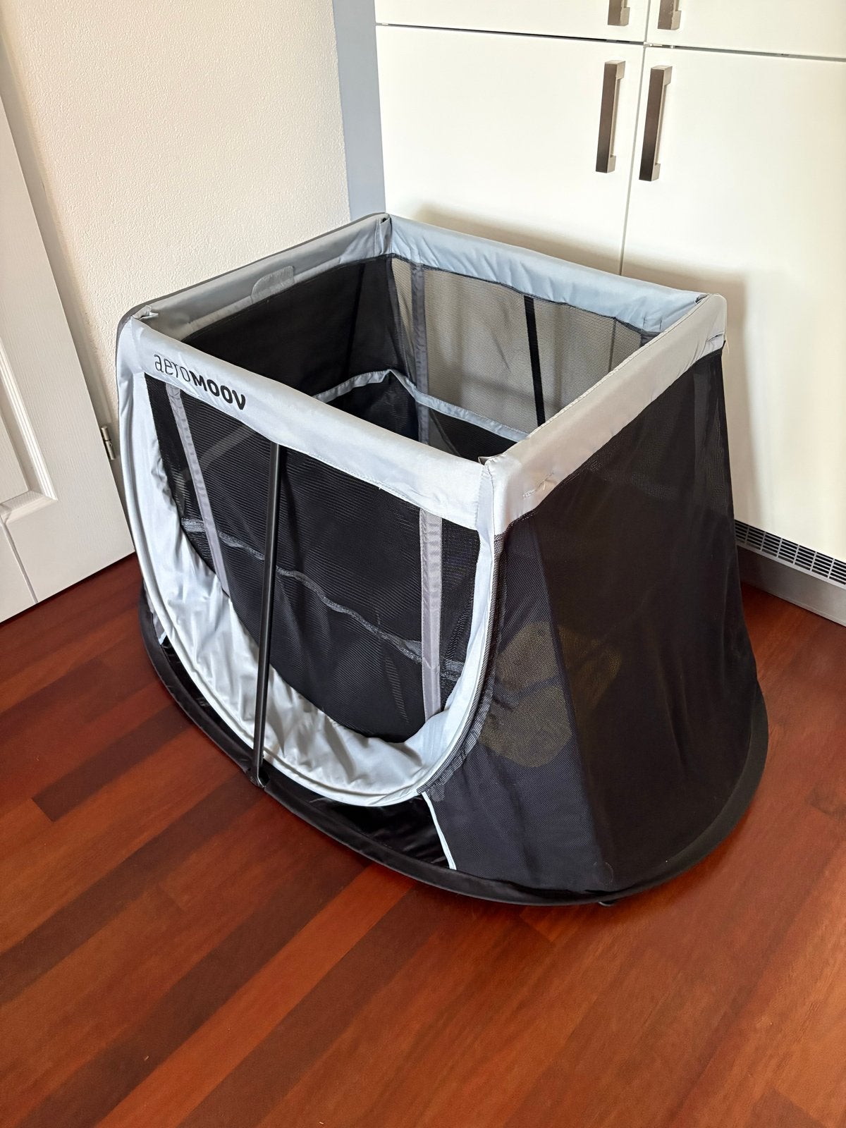 AeroMoov Pop-Up Reisbedje - Compact en Lichtgewicht, Ophalen, Gebruikt, Reisbedje