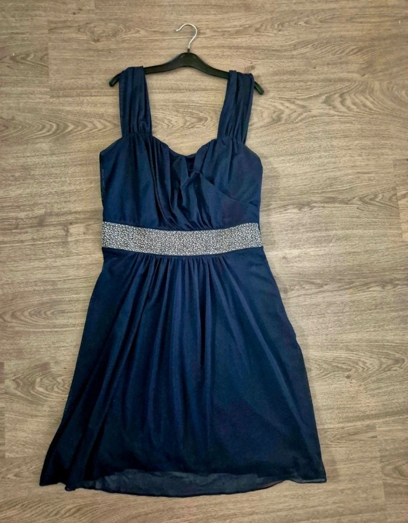 Donkerblauw cocktail/feest jurkje met strassband, Maat 38/40 (M), Blauw, Ophalen of Verzenden, Zo goed als nieuw