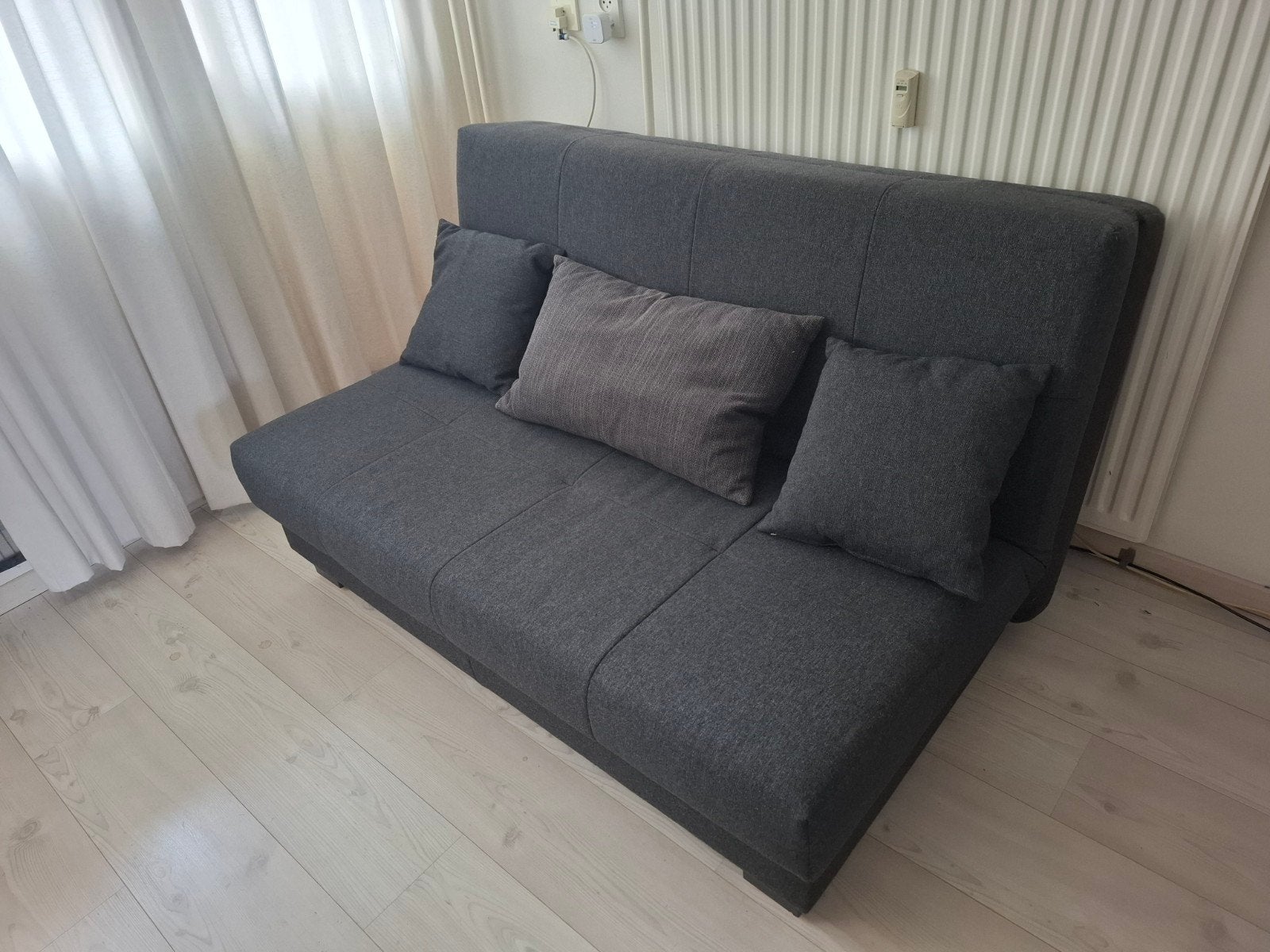 Compacte slaapbank, antraciet, Ophalen, Gebruikt, Tweepersoons, 140 cm
