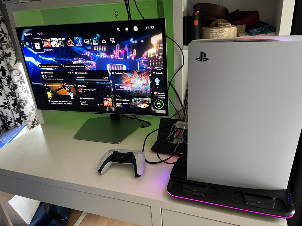 PlayStation 5 Disc editie + extra geheugen en RGB-verlicht, Ophalen of Verzenden, Zo goed als nieuw
