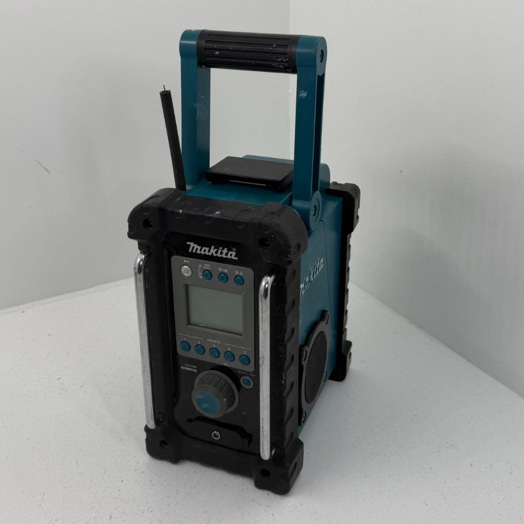 Makita Bouwradio BMR100  | Zonder accu | Met garantie, Gebruikt, Dordrecht@usedproducts.nl, Toulonselaan 72, Ophalen of Verzenden