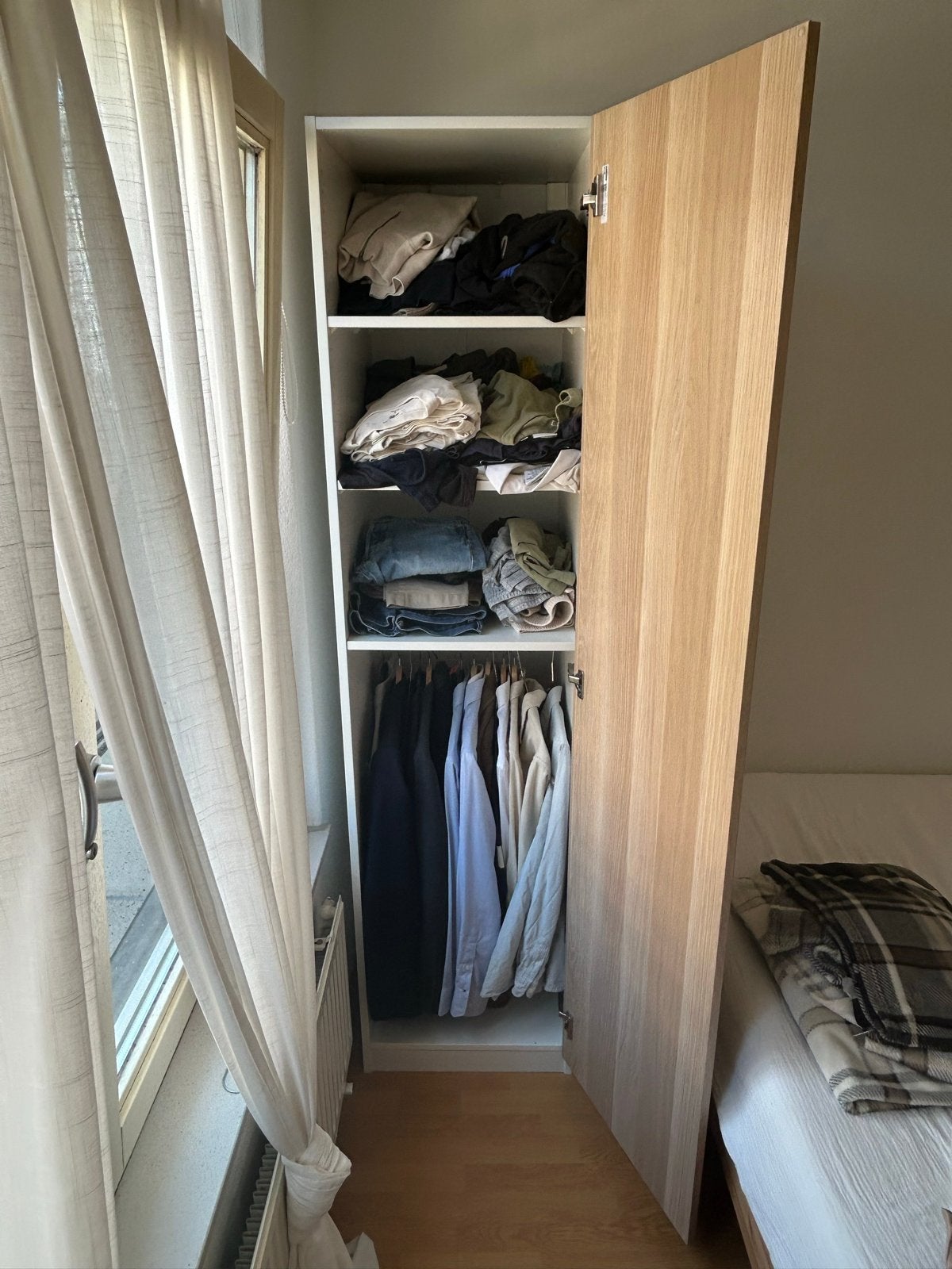 Smalle PAX kledingkast met planken en hangruimte, Ophalen, Minder dan 50 cm, Gebruikt, 200 cm of meer