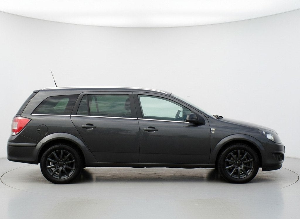 Opel Astra Wagon 1.8 111 years Edition|Cruise|Navi|Trekhaak, Voorwielaandrijving, Stof, Gebruikt, 1796 cc