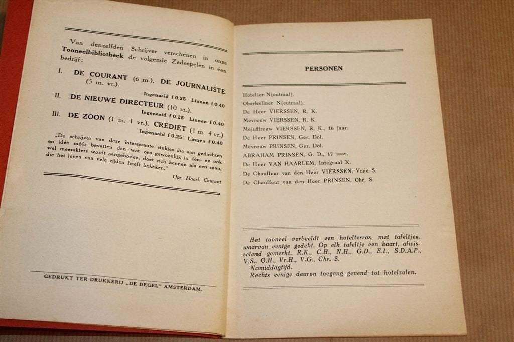 De Splijtzwam — Toekomst-zedeklucht — Toneel [1917], Ophalen of Verzenden, Gelezen