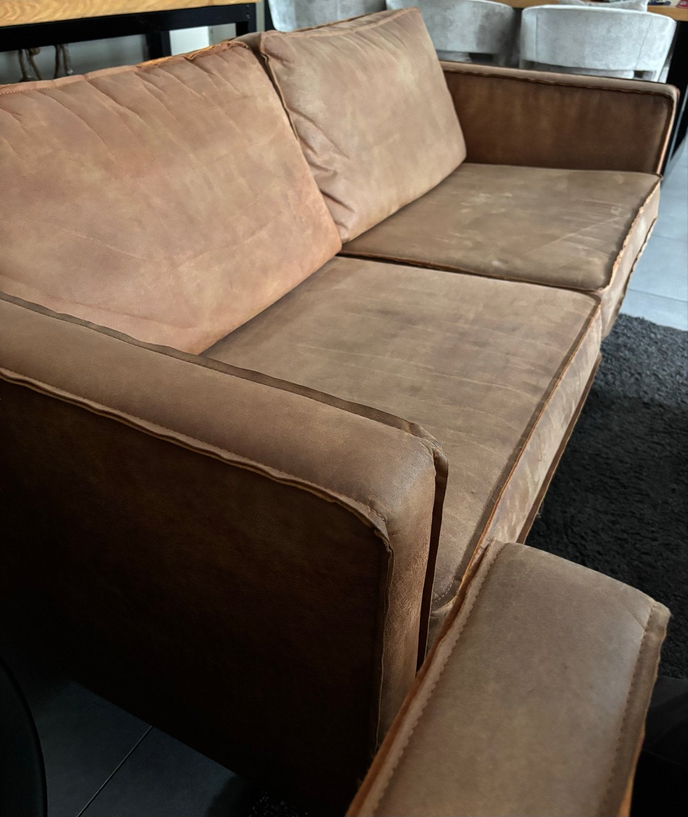 Leren bank - 4-zits - Bruin, 250 tot 300 cm, Gebruikt, Ophalen of Verzenden, Rechte bank
