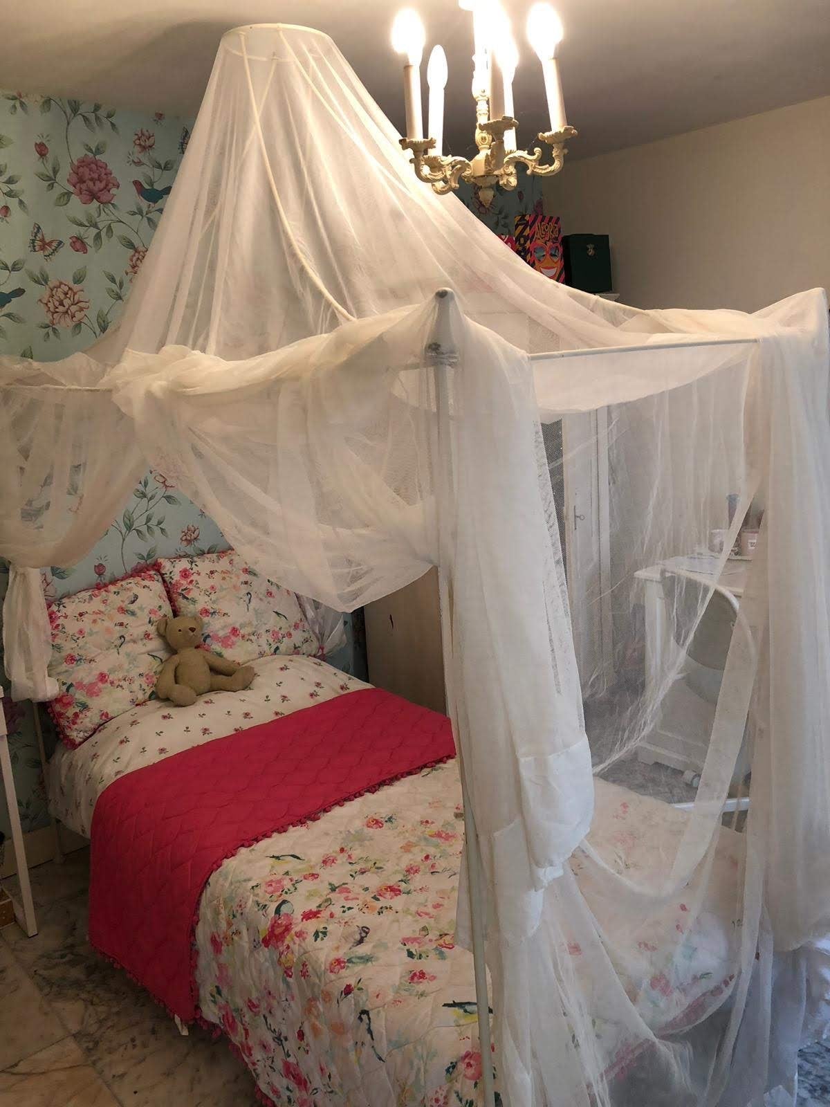 Stalen eenpersoons hemelbed voor kind met patina, Huis en Inrichting, Slaapkamer | Bedden, Ophalen, Gebruikt, Eenpersoons, Metaal