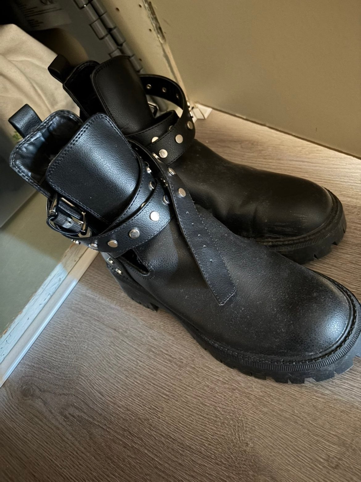 dames laarsen, Kleding | Dames, Schoenen, Zwart, Lage of Enkellaarzen, Ophalen of Verzenden, Zo goed als nieuw