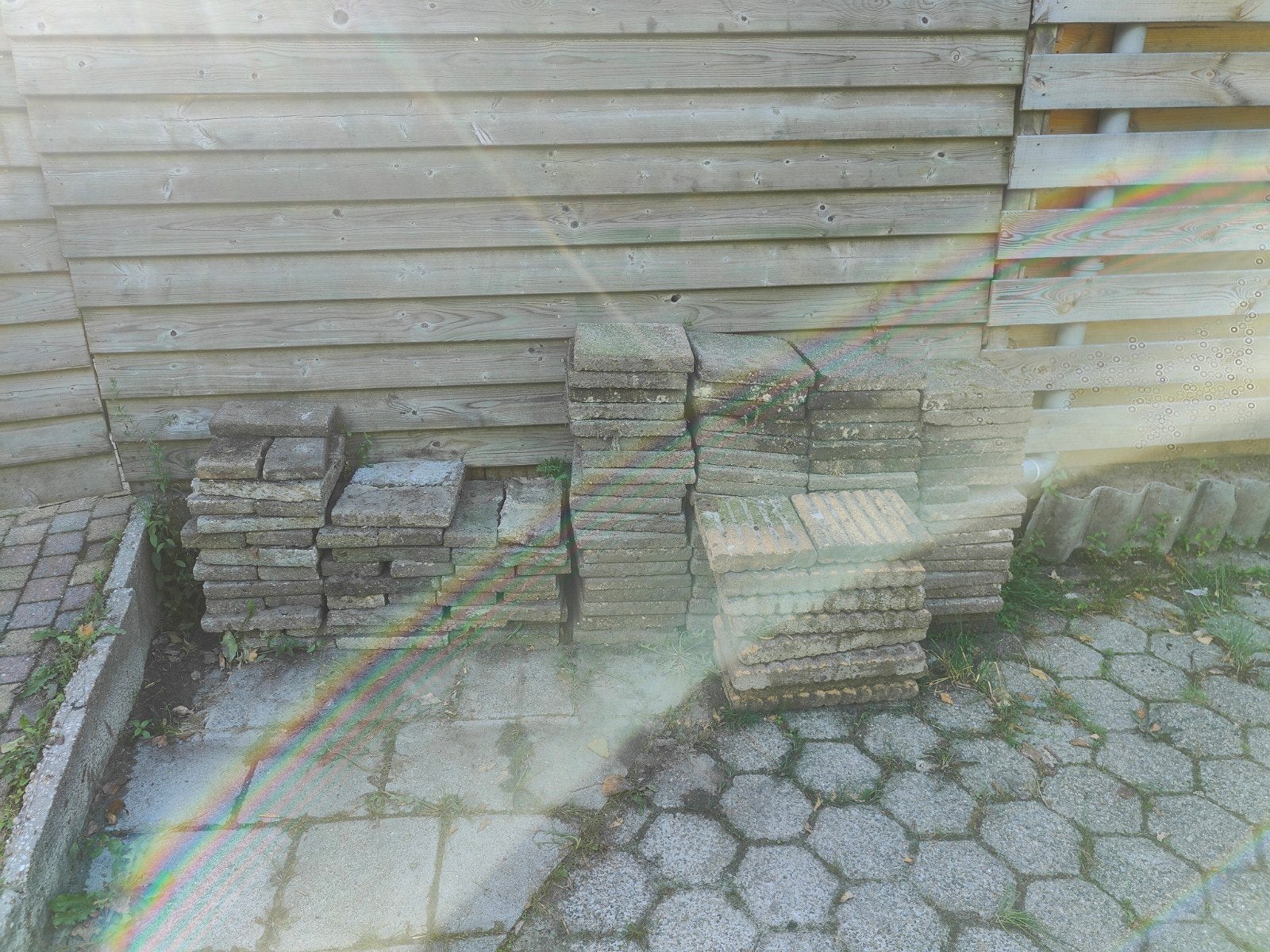 Gratis stoeptegels en opvulmateriaal Roden, Ophalen