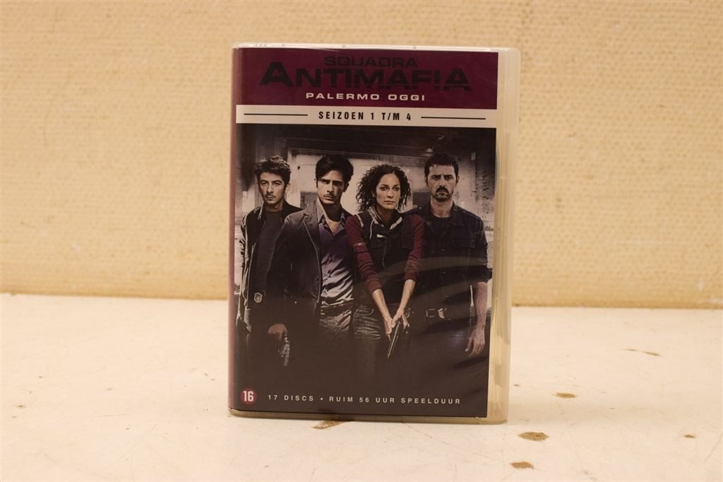 17 dvd box Squadra Antimafia seizoen 1 tm 4 49428, Ophalen of Verzenden, Gebruikt