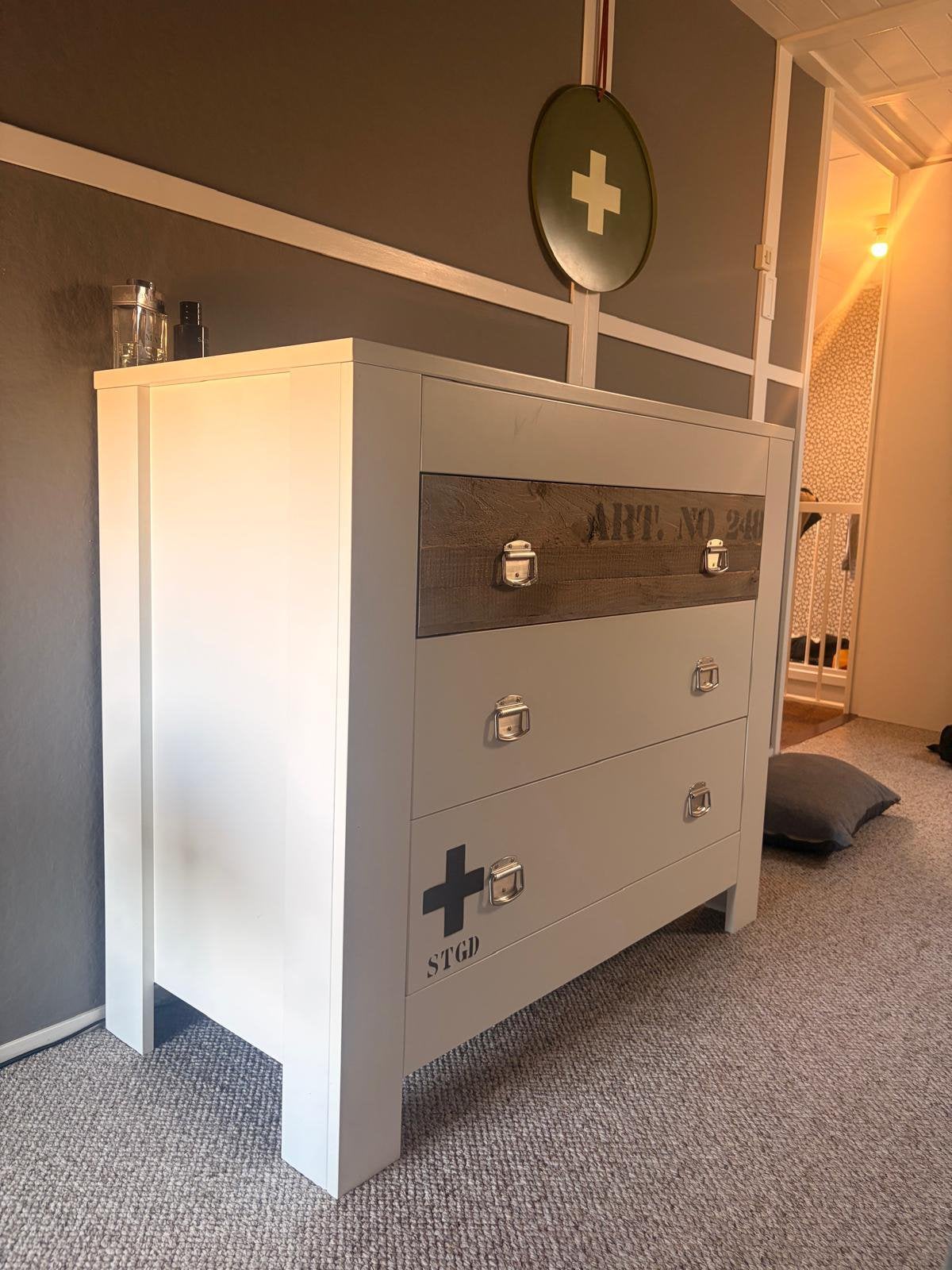 Commode - ladenkast Stapelgoed, Ophalen, 50 tot 100 cm, Zo goed als nieuw, 3 of 4 laden