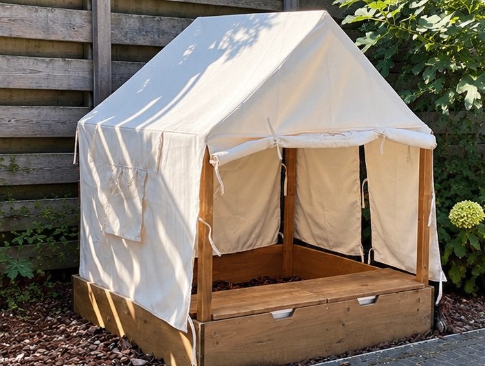 Petit Amélie houten speelhuisje / zandbak met overkapping, Ophalen, Gebruikt, Hout
