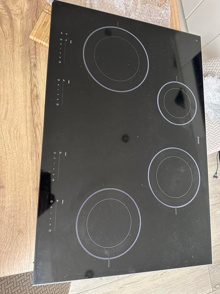 ATAG inductie kookplaat 77cm, Witgoed en Apparatuur, Kookplaten, Ophalen, 4 kookzones, Zo goed als nieuw, Inbouw