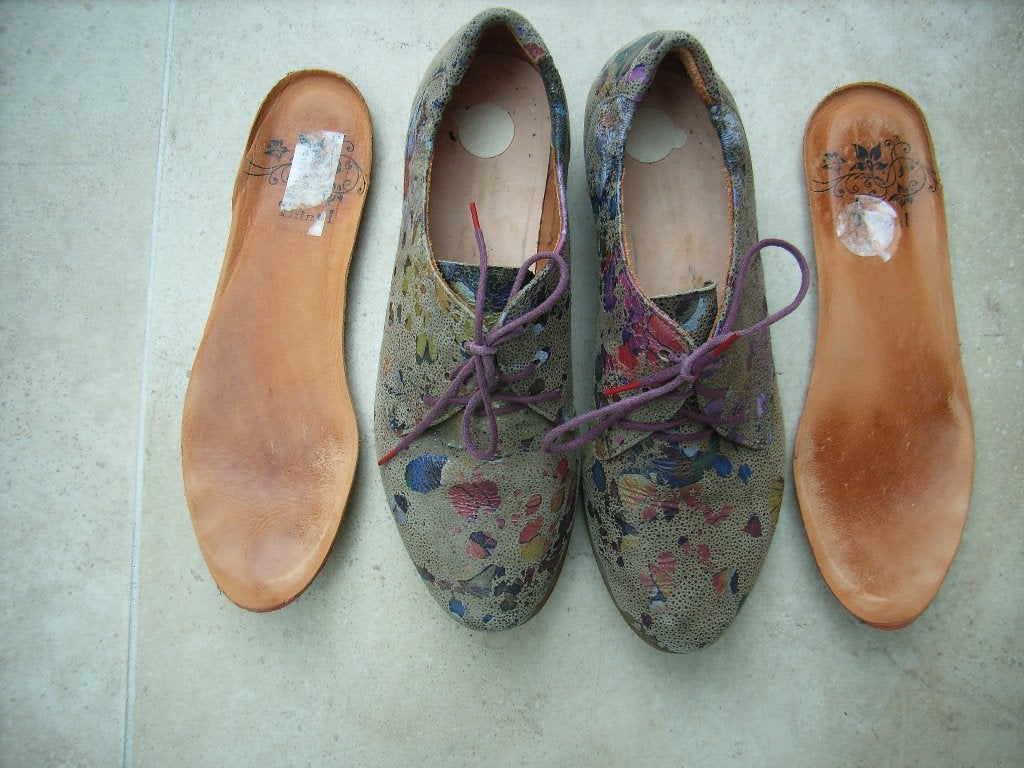 z.g.a.n. Think! veterschoenen taupe met kleurtjes maat 38, Kleding | Dames, Schoenen, Schoenen met lage hakken, Overige kleuren