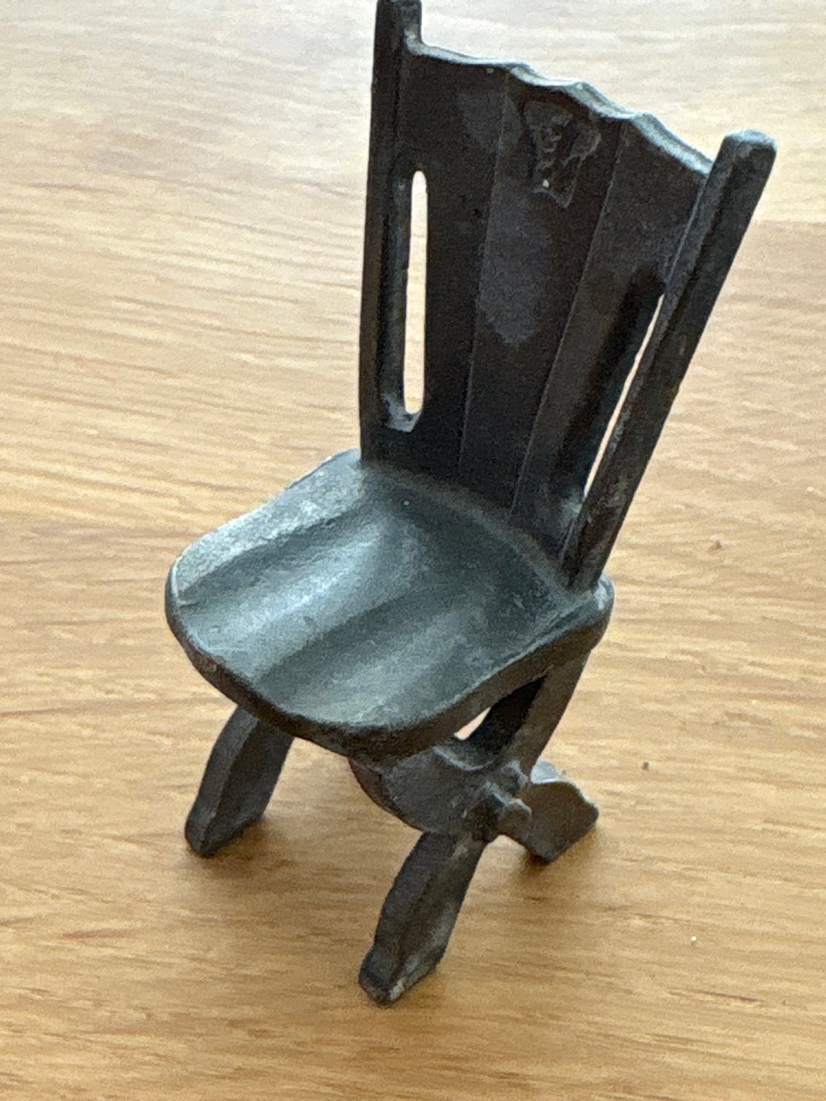 Miniatuur stoel van tin - Decoratief item, Ophalen of Verzenden