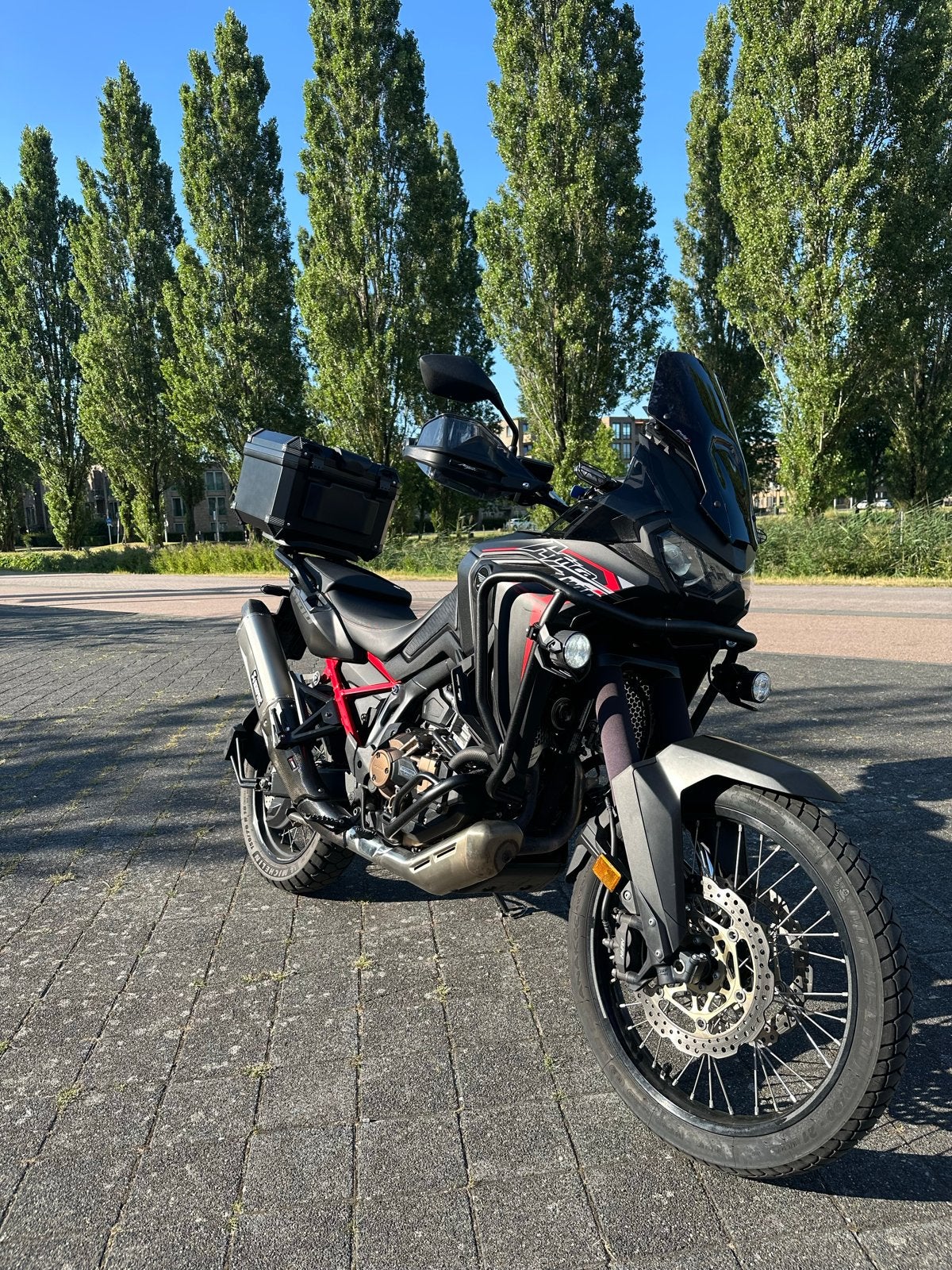 Honda Africa Twin Adventure 1100 DCT. Akrapovic, Motoren, Motoren | Honda, 2 cilinders, Motorrijbewijs A, Gebruikt, Particulier