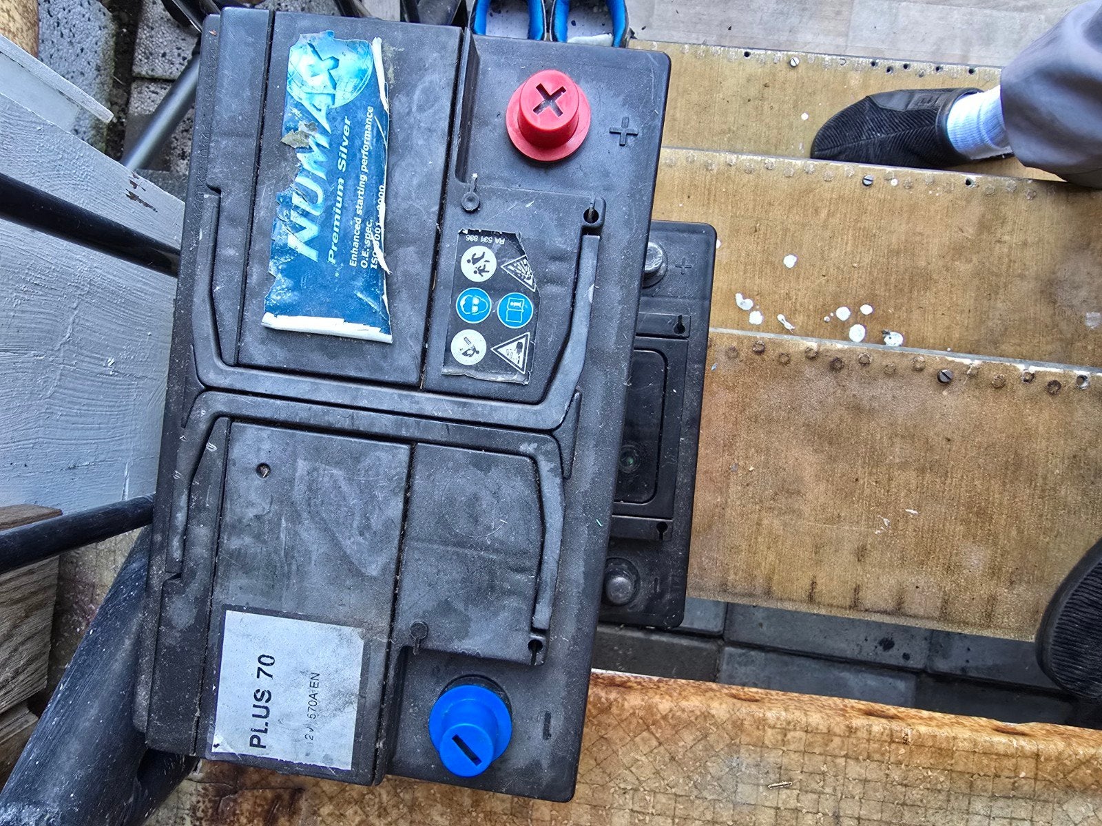 Gebruikte auto accu 70 Ah, 570 A, 12V - 1 jaar oud, Auto-onderdelen, Gebruikt