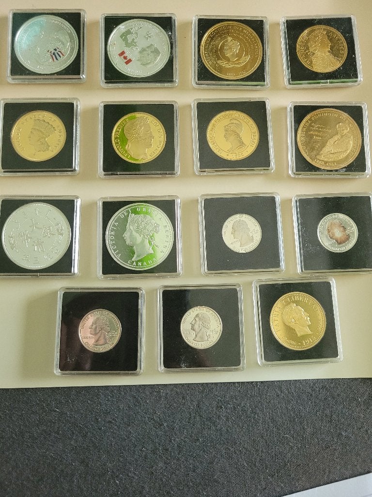 Coins.A collection of coins and medals from around the world, Ophalen of Verzenden, Noord-Amerika, Losse munt
