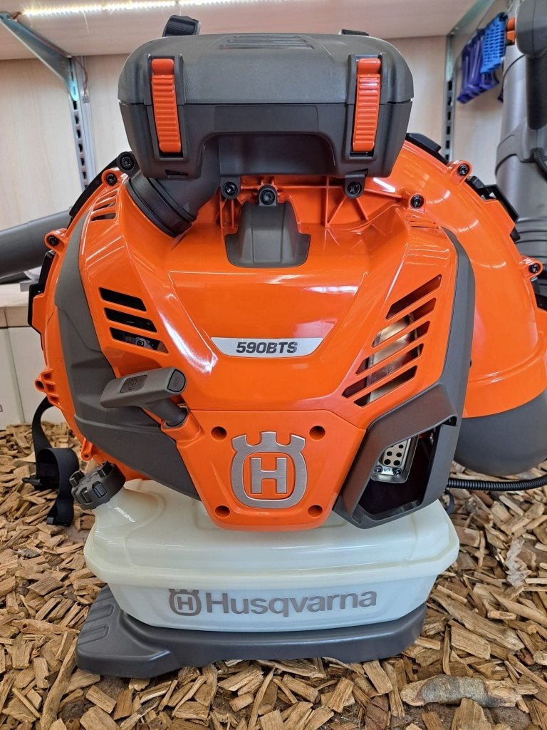 Husqvarna 590BTS 's Werelds krachtigste rug bladblazer!!, Tuin en Terras, Bladblazers, Benzine, -, -, Ophalen of Verzenden