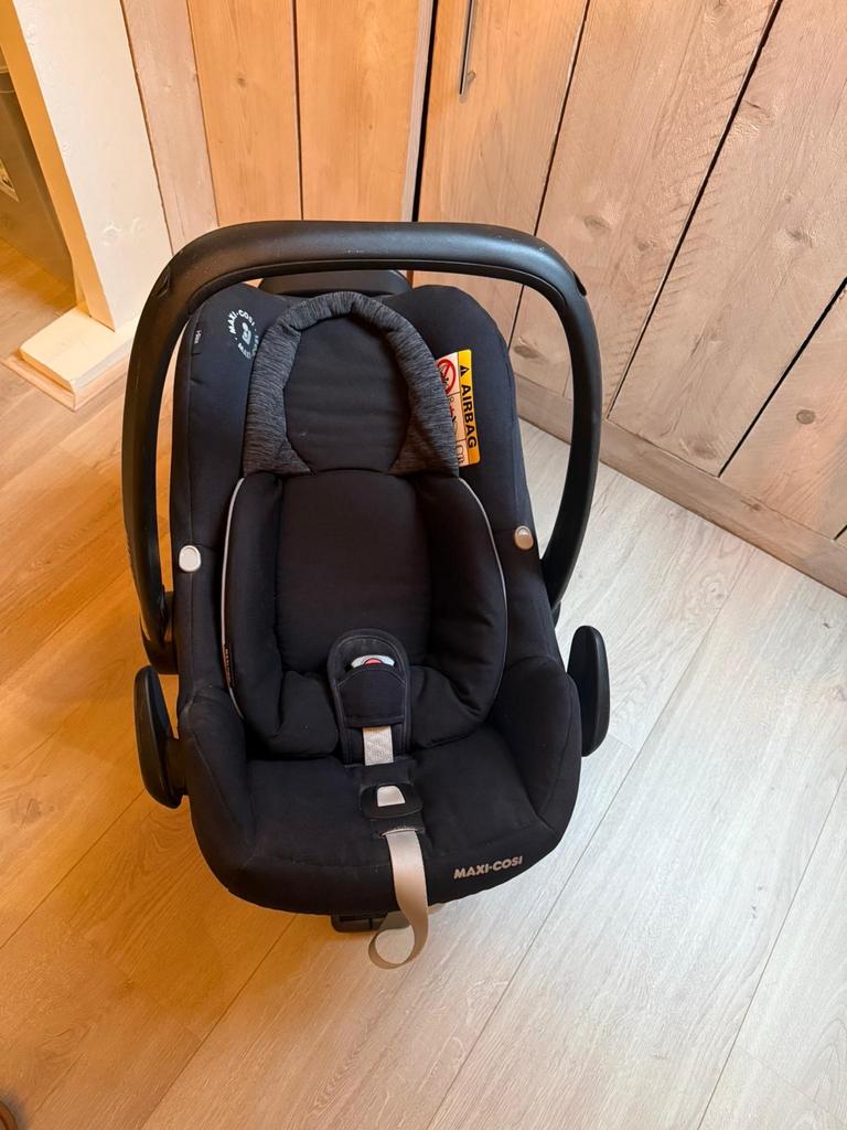 Maxi-Cosi i-Size Autostoel baby met isofix Base, Zo goed als nieuw, Isofix, 0 t/m 13 kg, Maxi-Cosi