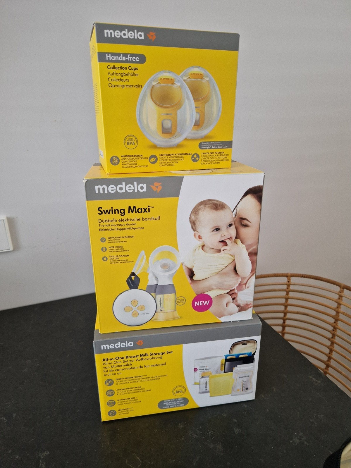 Medela Elektrische Borstkolf + handsfree en Accessoire, Ophalen of Verzenden