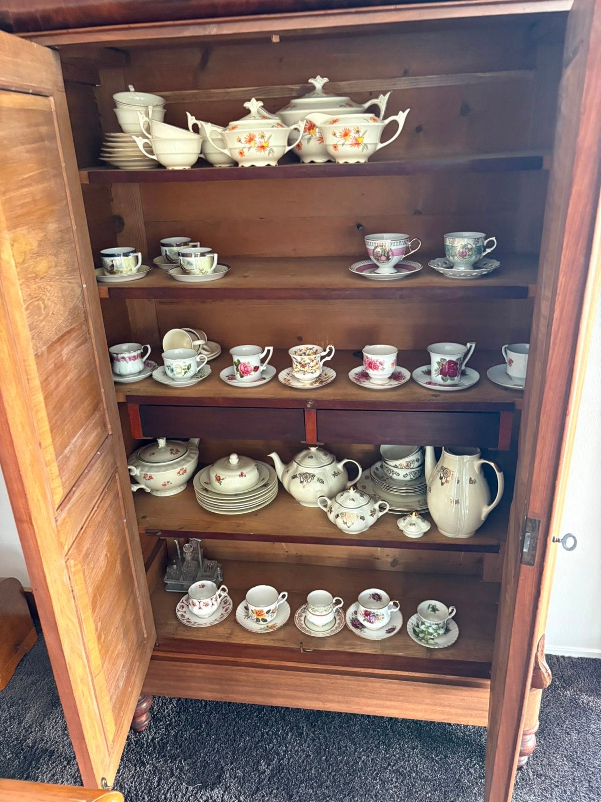 Prachtig oud servies, diverse sets en losse items, Antiek en Kunst, Antiek | Servies compleet, Ophalen