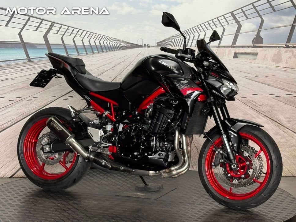 KAWASAKI Z900 (bj 2021) 8,193 km, 4 cilinders, 948 cc, Bedrijf, Onbekend