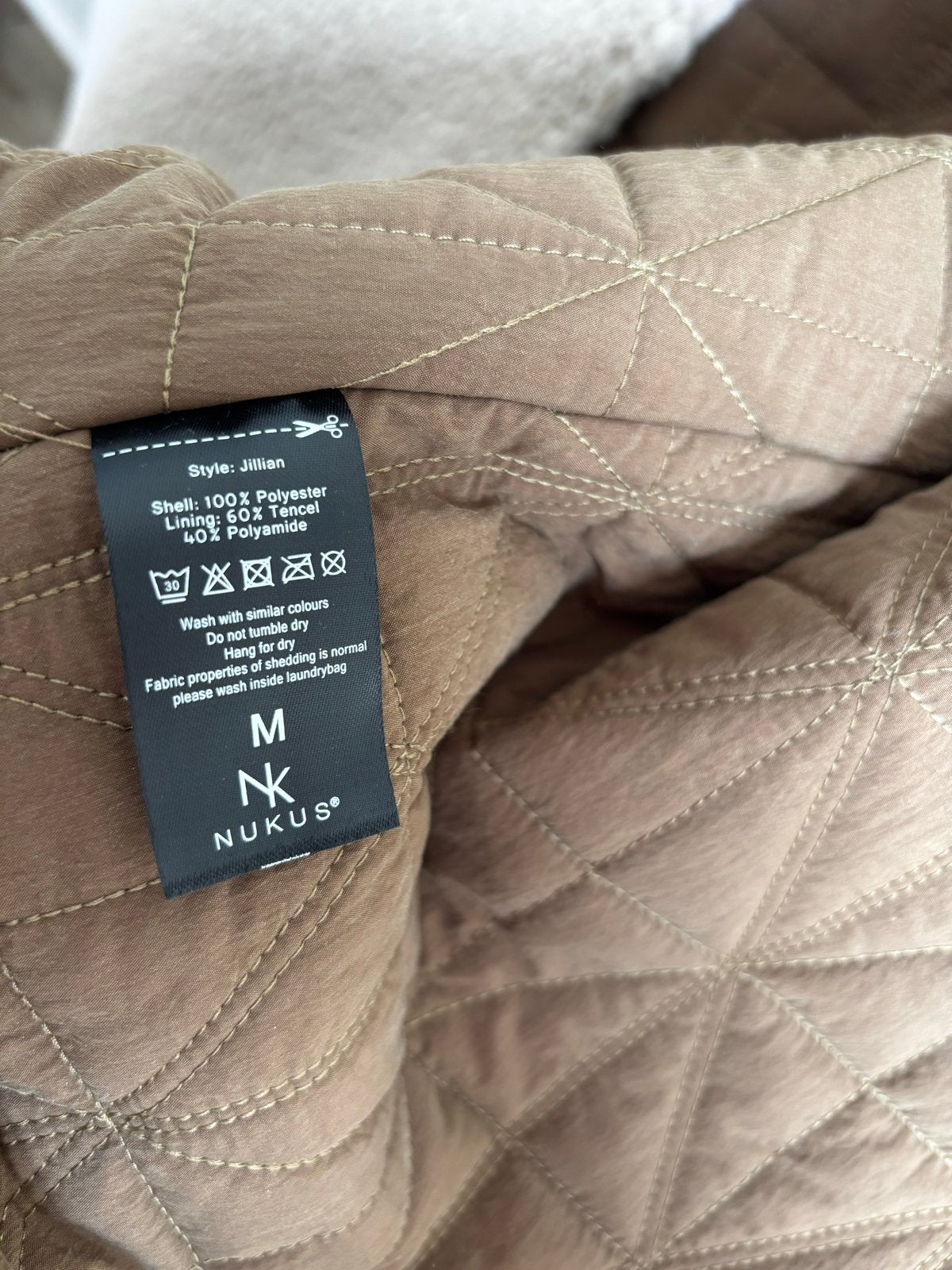 Nieuw Nukus Jilian teddy gilet maat M, Kleding | Dames, Bodywarmers, Ophalen of Verzenden, Nieuw, Maat 38/40 (M), Beige