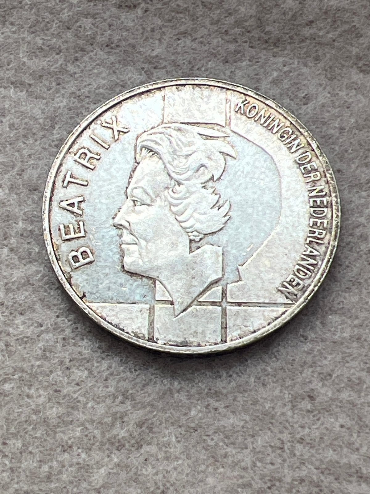 Zilveren 10 gulden 1994 - Koningin Beatrix, Koningin Beatrix, Zilver, Ophalen of Verzenden, Losse munt