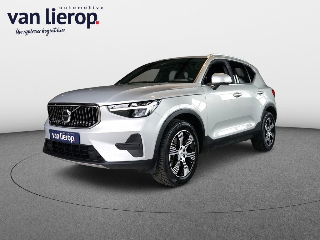 Volvo XC40 2.0 B3 Plus Bright STOEL/STUUR-VERWARMING | H&K, Auto's, Volvo, Gebruikt, 4 cilinders, 1969 cc, 163 pk