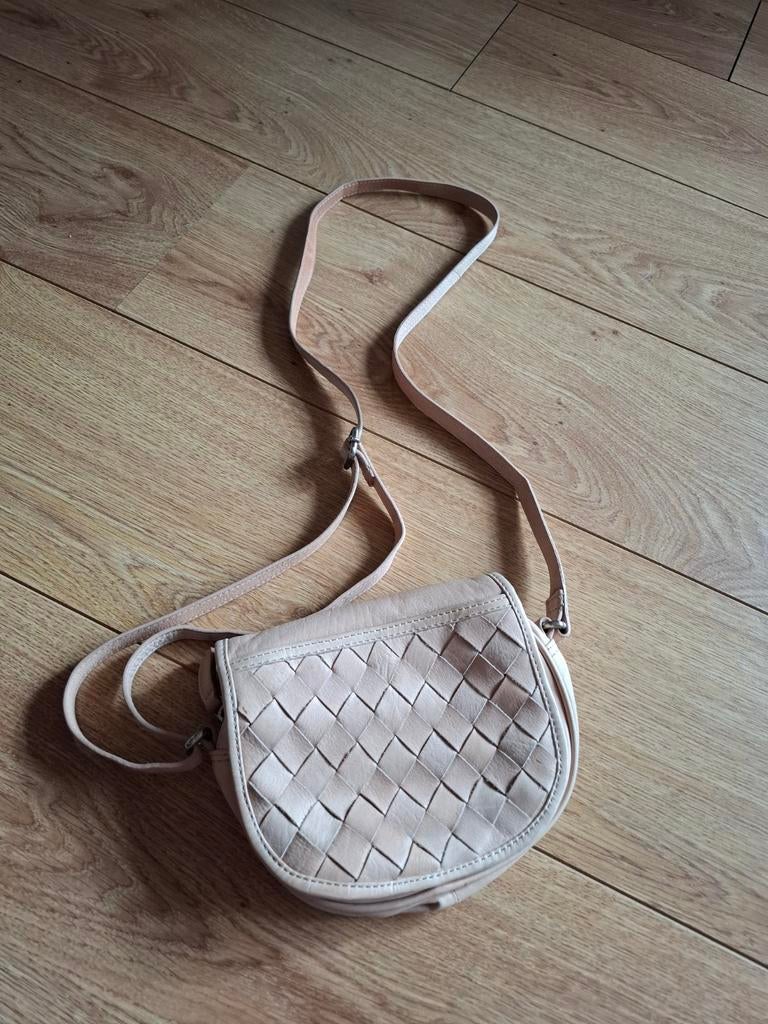 Leren crossbody tasje met rits, 17x15 cm, nude kleur, Ophalen of Verzenden, Gebruikt, Beige, Schoudertasje