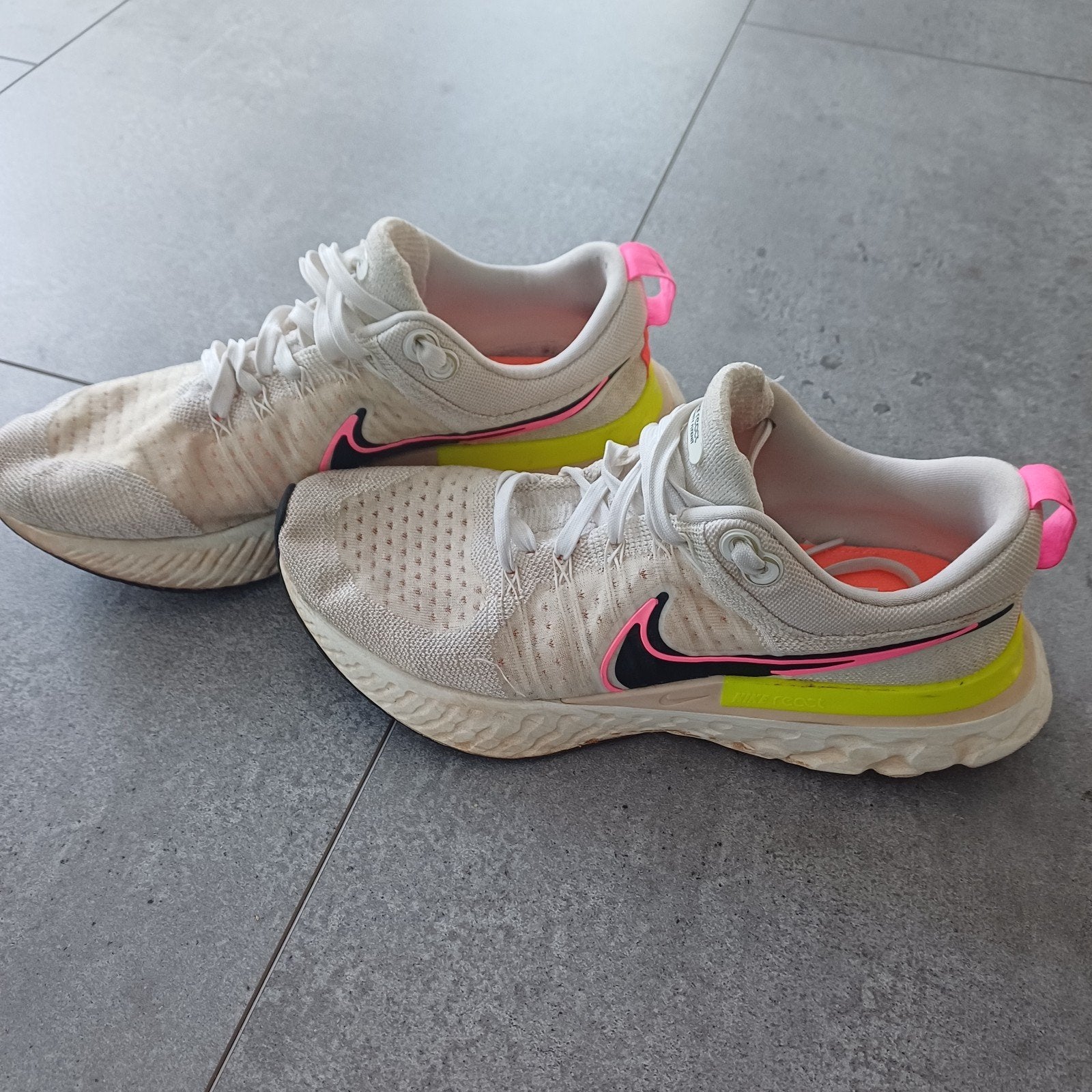 zgan nike hardloopschoenen, Ophalen of Verzenden, Zo goed als nieuw, Hardlopen, Hardloopschoenen