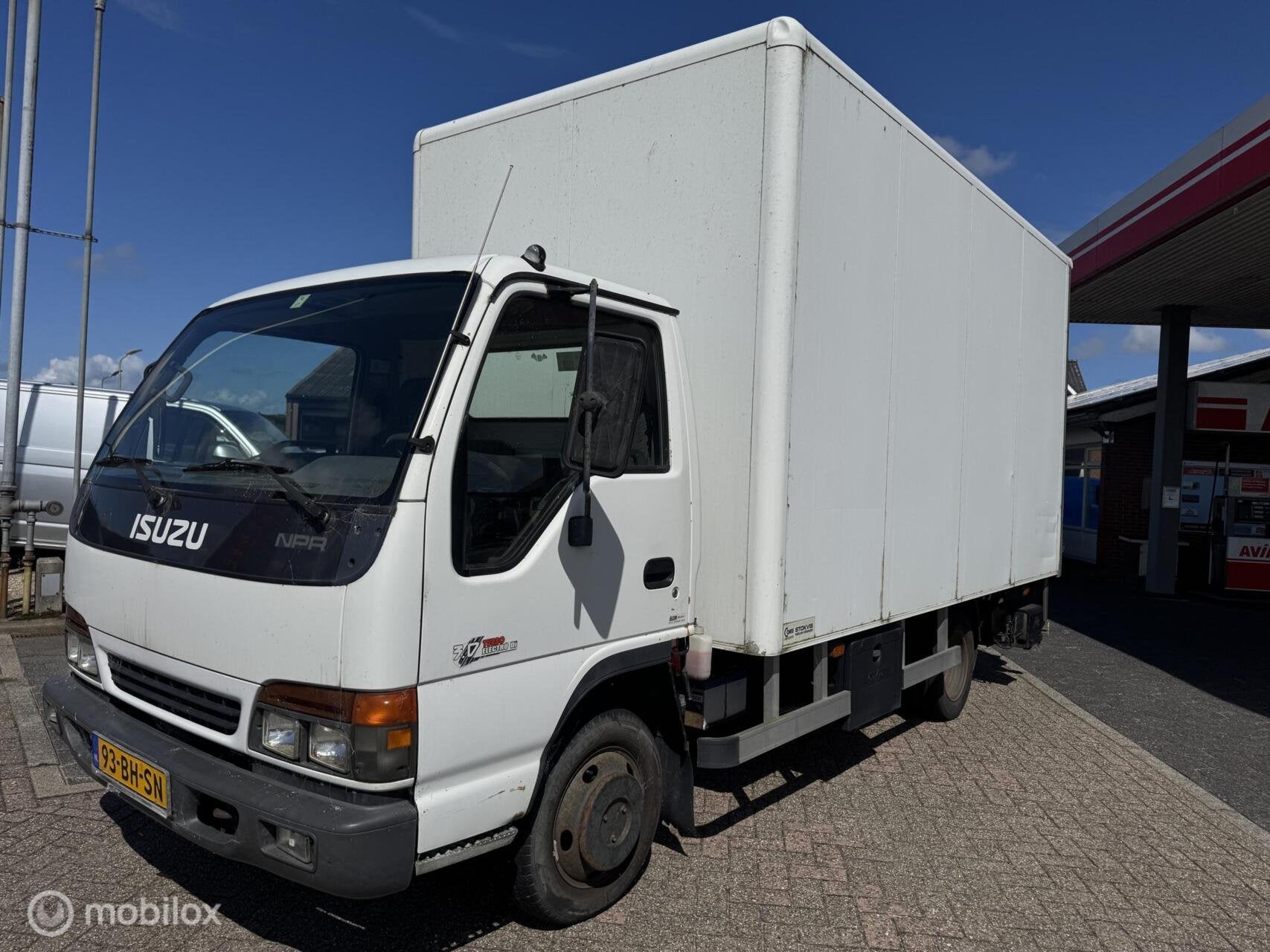 Isuzu N-serie 3.0 NPR 77 L Bakwagen laadklep B Rijbewijs ., Auto's, Bestelauto's, 4 cilinders, Origineel Nederlands, Bedrijf, 3100 kg