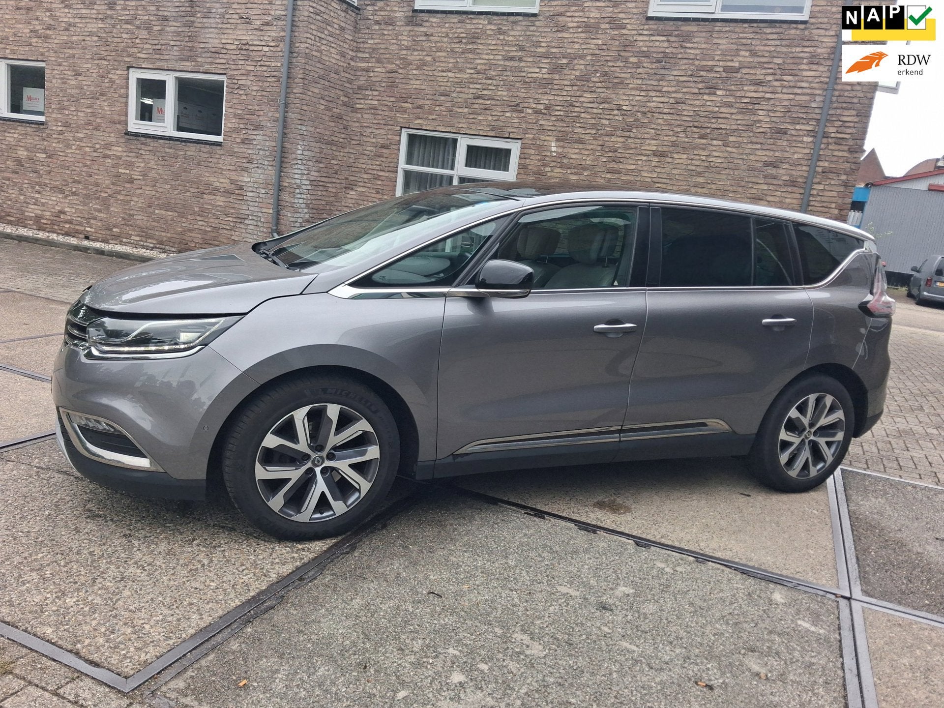 Renault Espace 1.6 TCe Initiale Paris (((7-PERSOONS/ nieuwe, Auto's, Parkeersensor, 1618 cc, Gebruikt, Euro 6