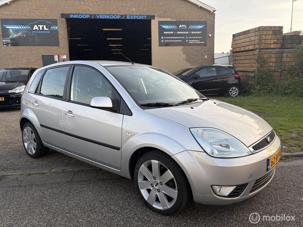 Zeer NETTE Ford Fiesta 1.4 AUTOMAAT! APK 2027, 4 cilinders, Origineel Nederlands, Bedrijf, Fiësta