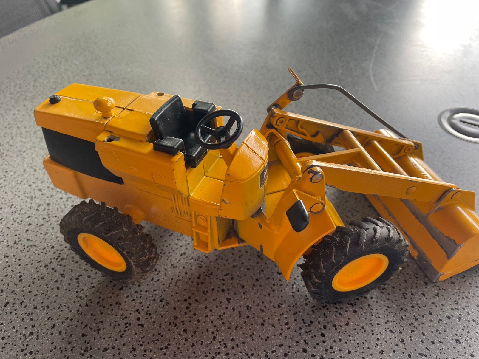 zeker “ERTL”, “Case”, “Construction King”, “580E” “1:16, Ophalen, Gebruikt, Overige typen