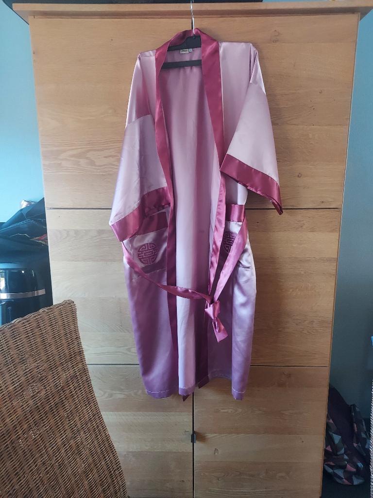 Satijnen kimono l,  sexy slipjes, strings,  kousen en speelt, Kleding | Dames, Ophalen of Verzenden, Zwart, Slip