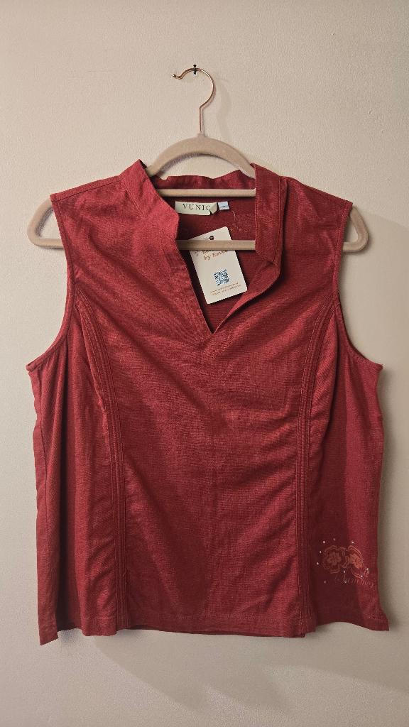 Vunic Mouwloze Linnen Top Donkerrood Maat 42 / XL, Kleding | Dames, Tops, Maat 42/44 (L), Ophalen of Verzenden, Zo goed als nieuw