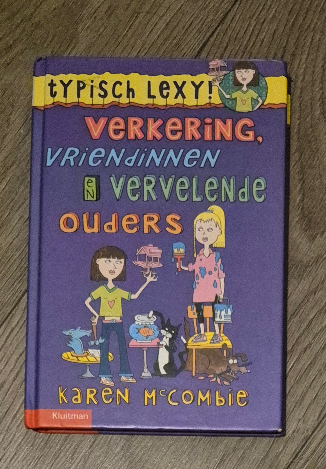 K. MacCombie - Verkering, vriendinnen en vervelende ouders, Boeken, Ophalen of Verzenden, Zo goed als nieuw, K. MacCombie