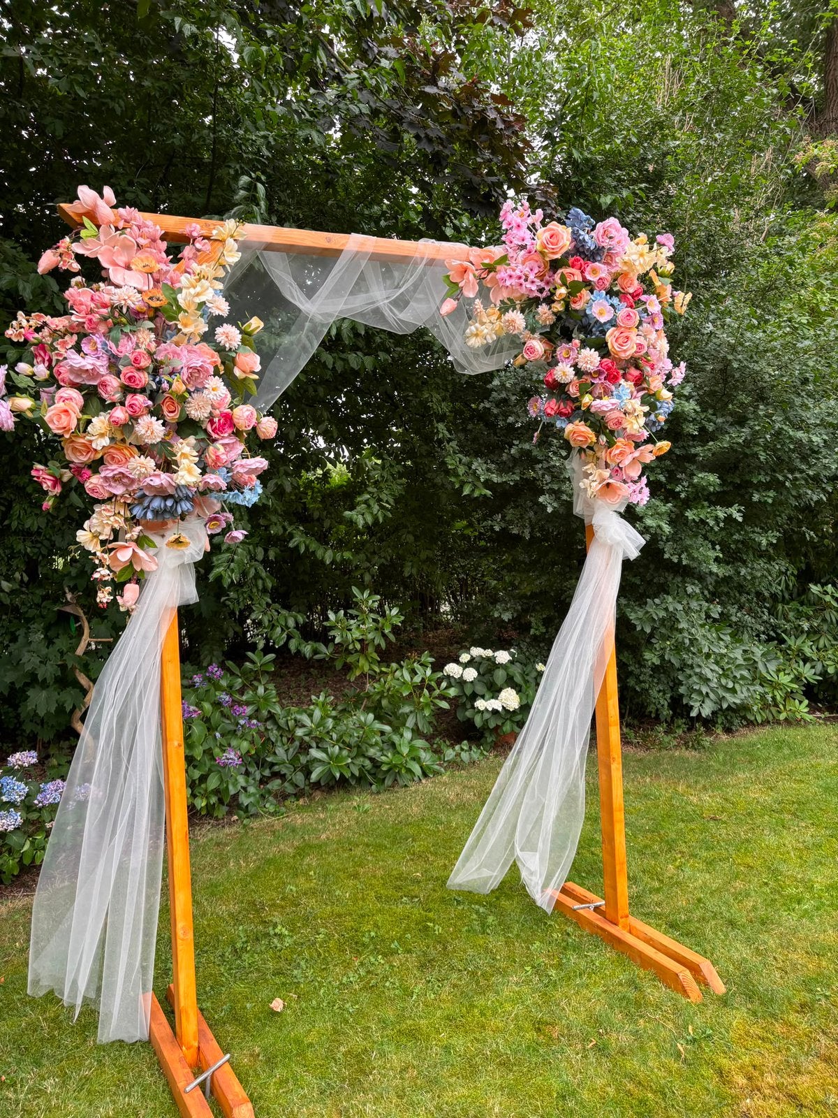 Back drop - zijden bloemen, Ophalen, Zo goed als nieuw