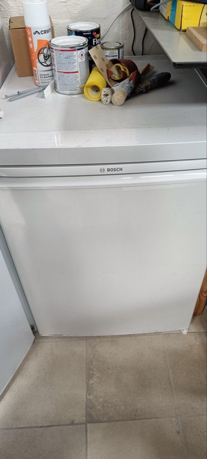 Bosch Koelkast - Compact en Efficiënt, Witgoed en Apparatuur, Koelkasten en IJskasten, Minder dan 75 liter, 45 tot 60 cm, Ophalen