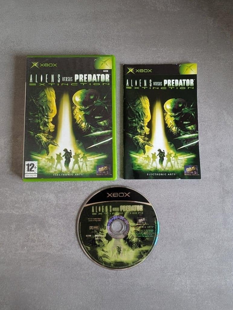 Aliens Versus Predator Extinction Xbox - Zo goed als nieuw, Spelcomputers en Games, Games | Xbox Original, 1 speler, Ophalen of Verzenden