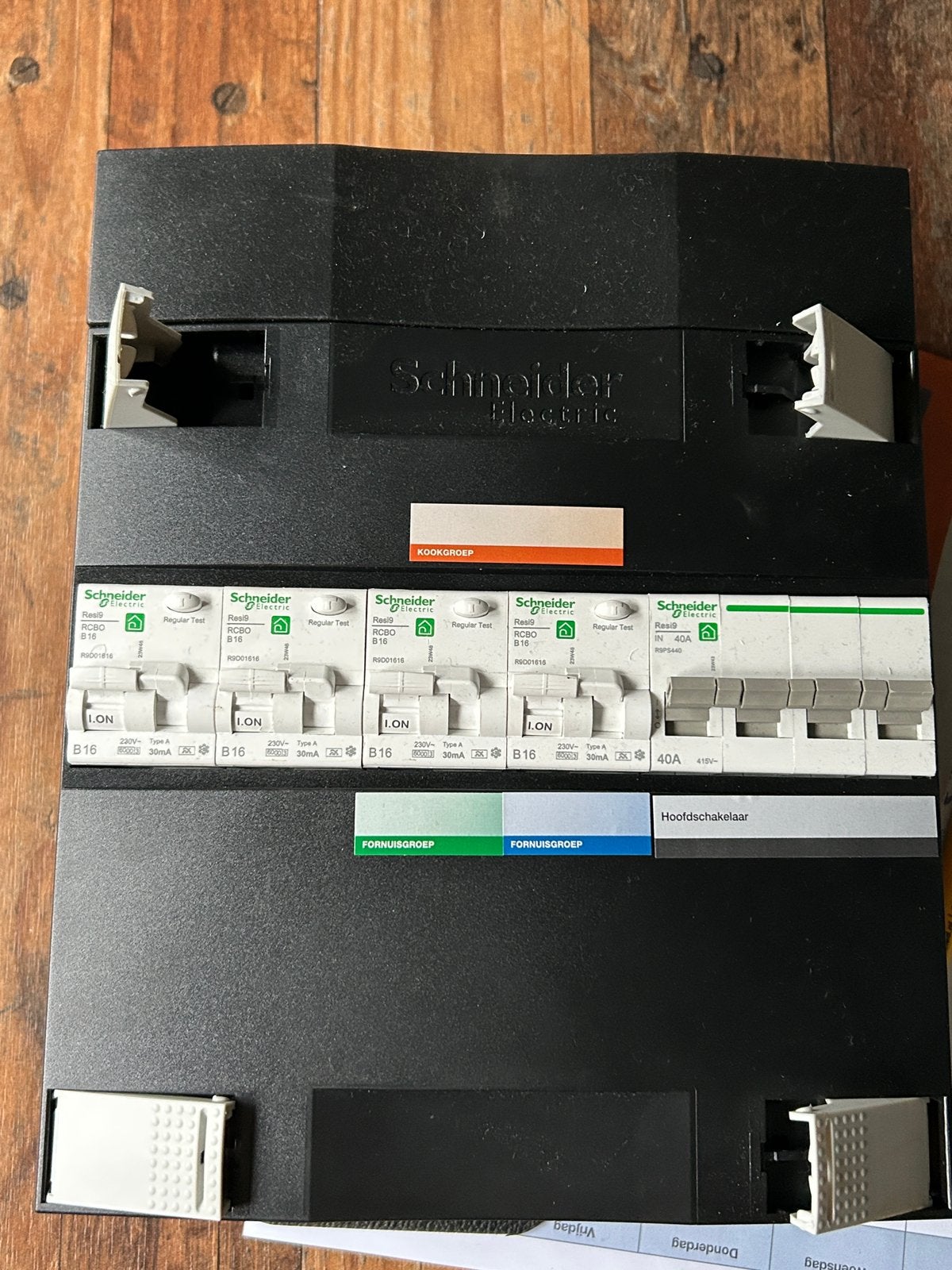 Schneider Groepenkast. 2 jaar oud, Ophalen of Verzenden, Zo goed als nieuw, Overige typen