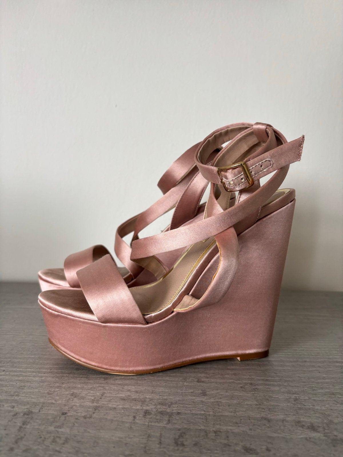 Elegante Roze Sleehakken, Kleding | Dames, Schoenen, Ophalen of Verzenden, Schoenen met hoge hakken, Roze, Gedragen