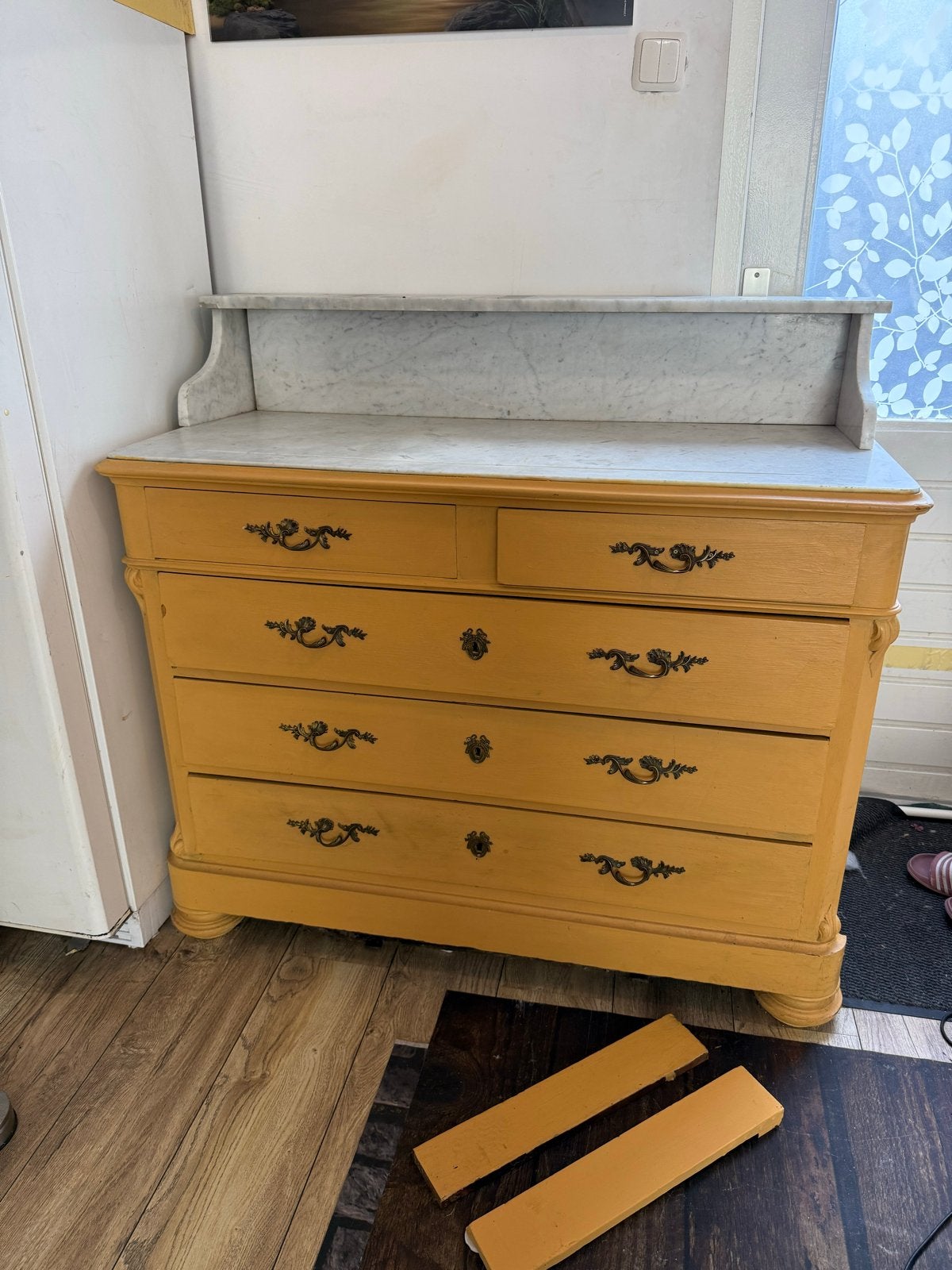 Antieke commode ladekast met marmeren blad, Ophalen