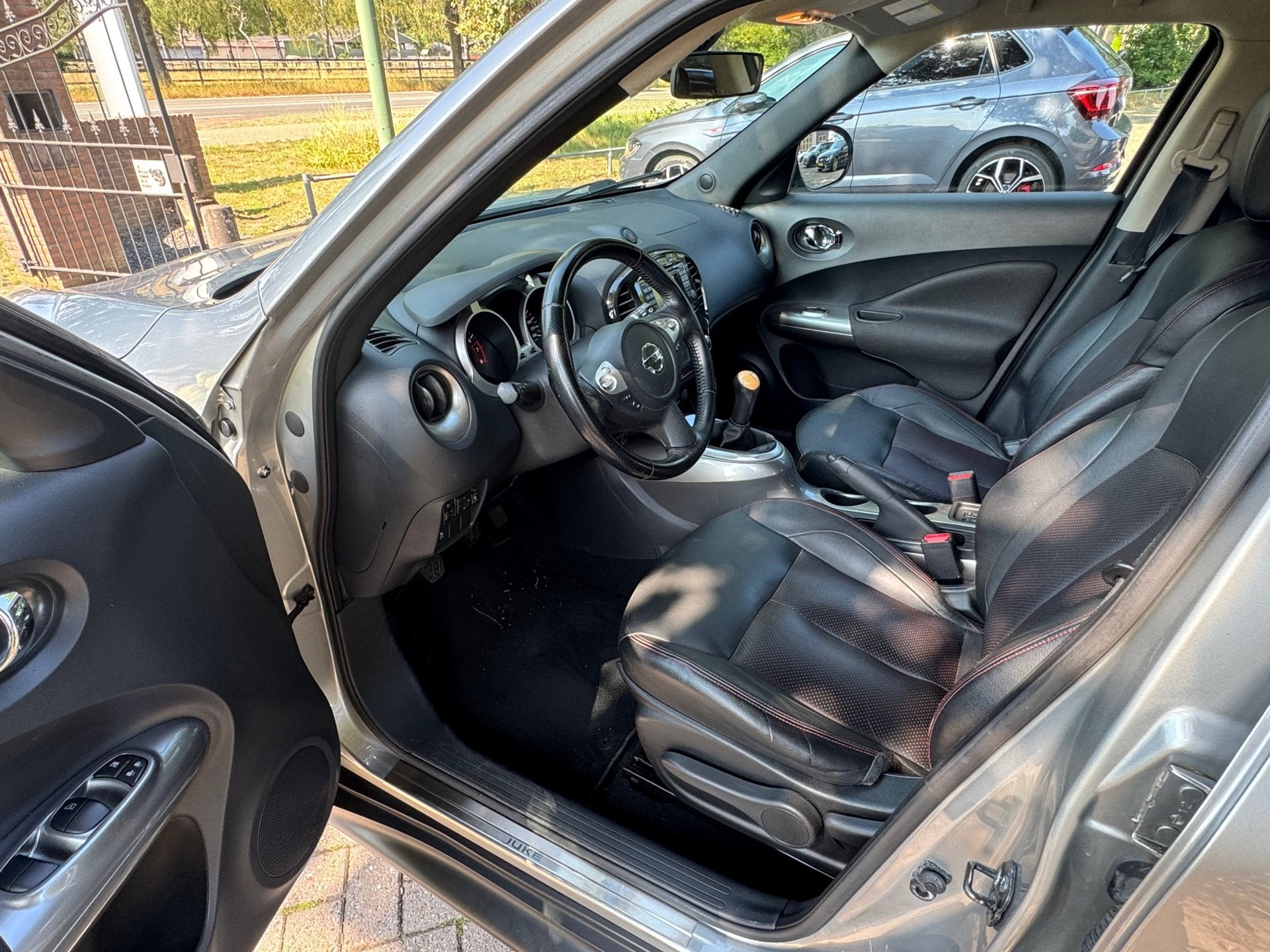 Nissan Juke 1.6 Tekna, Auto's, Euro 5, Gebruikt, 49 €/maand, Leder