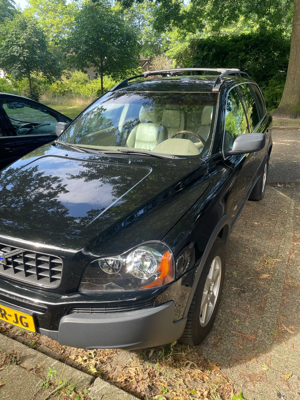 Volvo XC90 2.5T | BTW-auto | Nieuwe APK |, Beige, 7 stoelen, 2110 kg, SUV of Terreinwagen