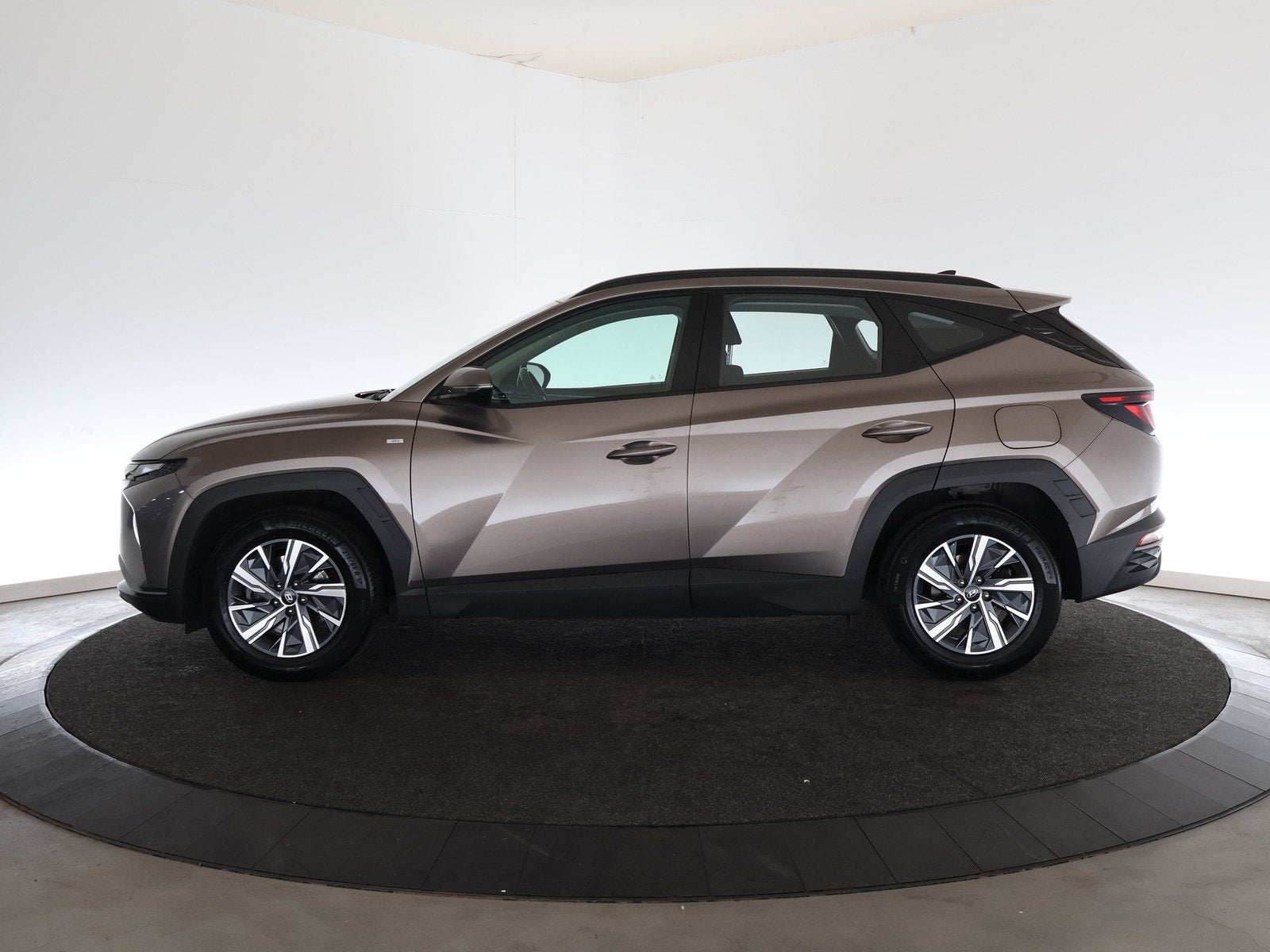 Hyundai Tucson 1.6 T-GDI MHEV i-Motion | Camera | Lendesteun, Auto's, Keurmerk '100% Onderhouden', Stof, Gebruikt, 4 cilinders