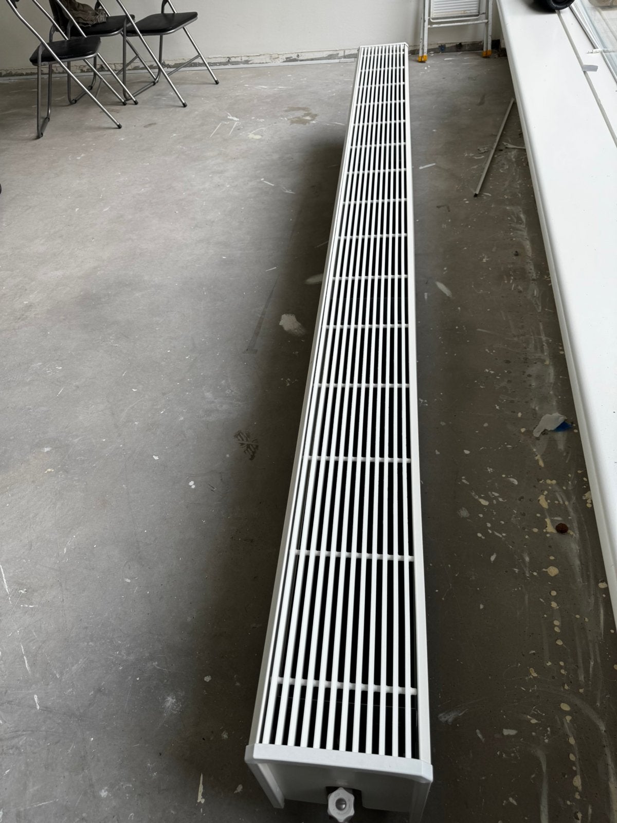 Nette Jaga radiator - Vrijstaand — 300  (3 meter), Ophalen, Zo goed als nieuw, 250 cm tot 450 cm, Overige typen