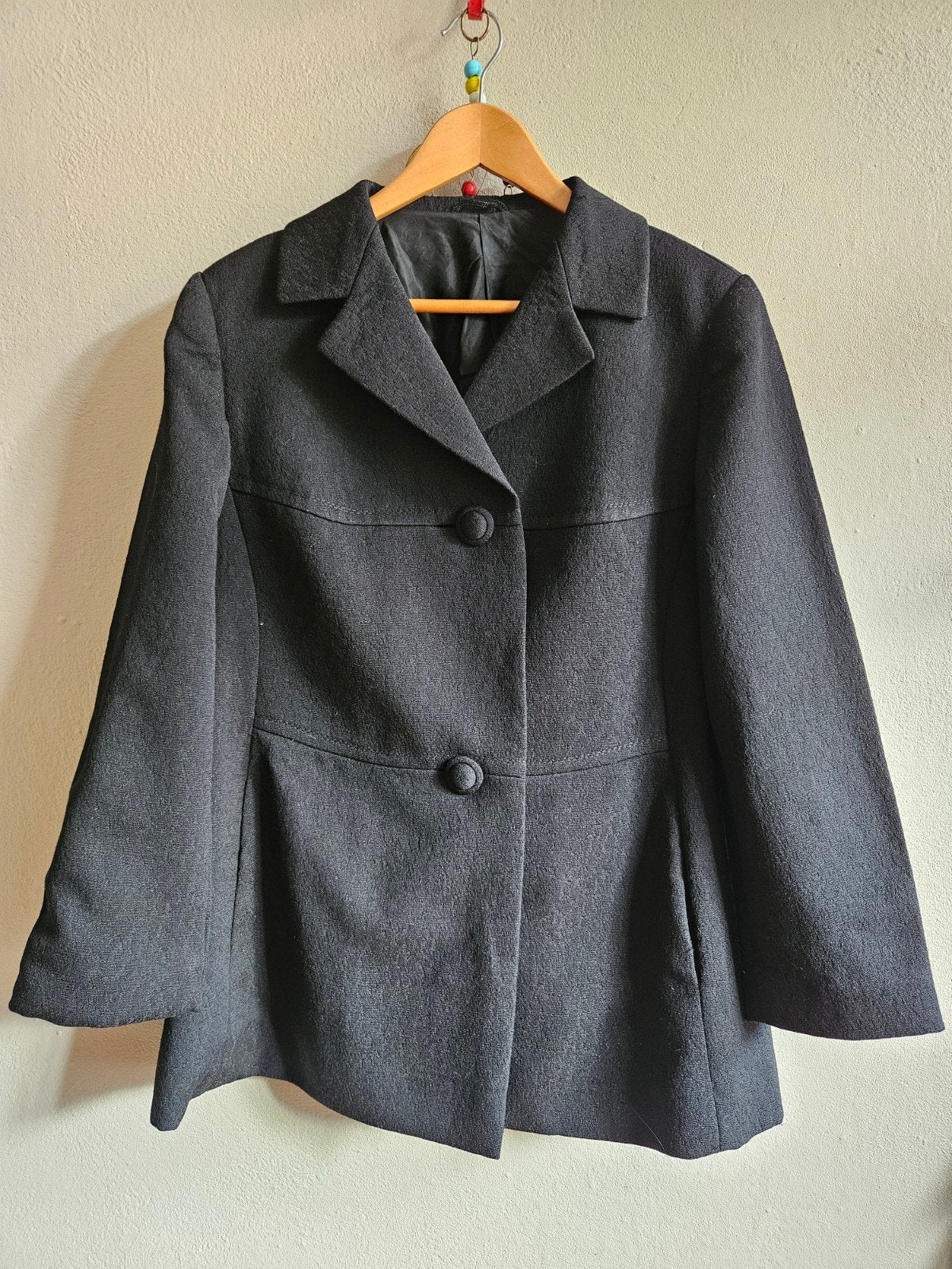 Hucke European Style Zwarte Wollen Jas Maat M, Maat 38/40 (M), Zwart, Ophalen of Verzenden, Zo goed als nieuw
